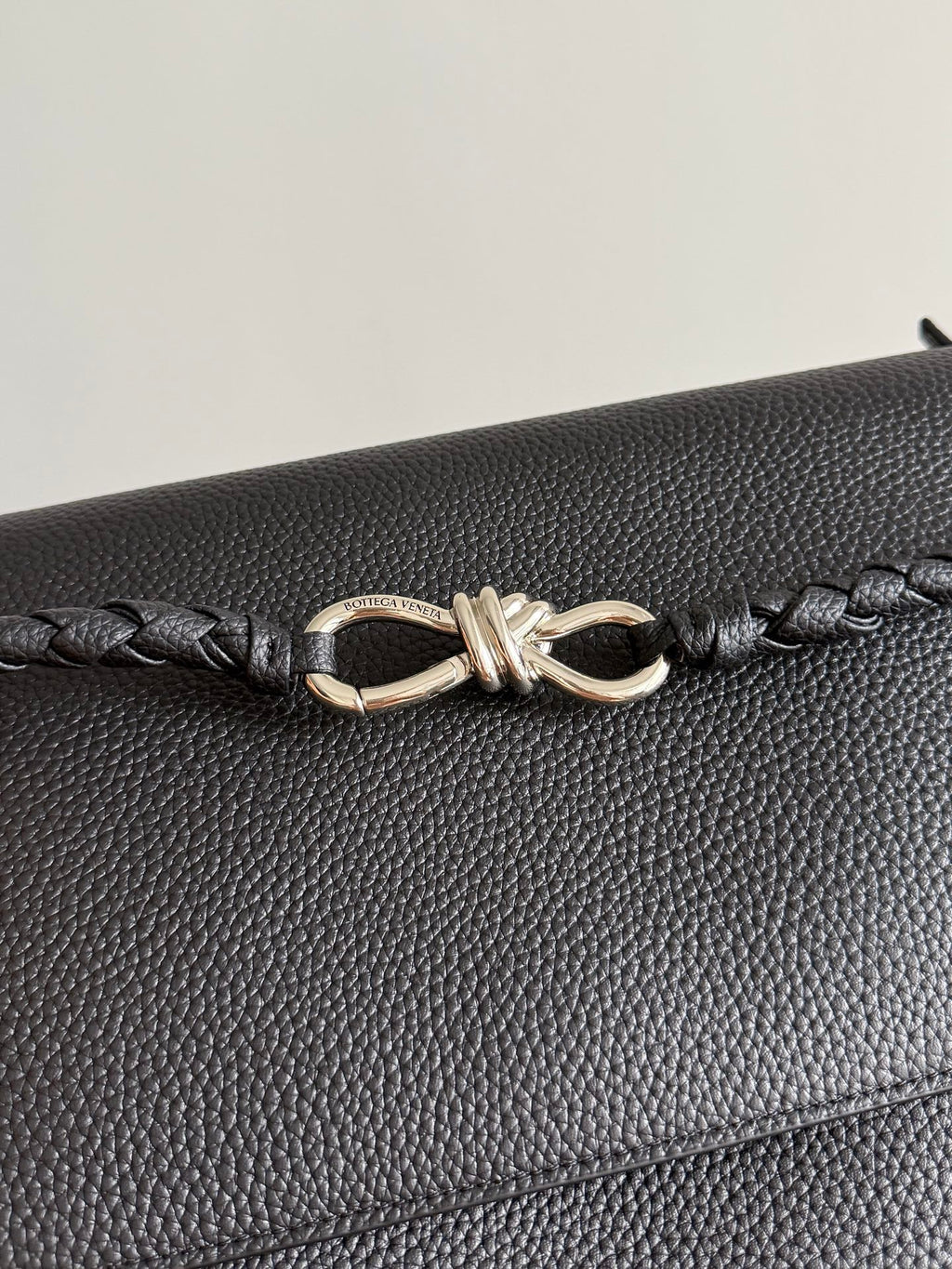 Bottega Veneta 807715 Black & Silver Designer Handbag - detail image 5