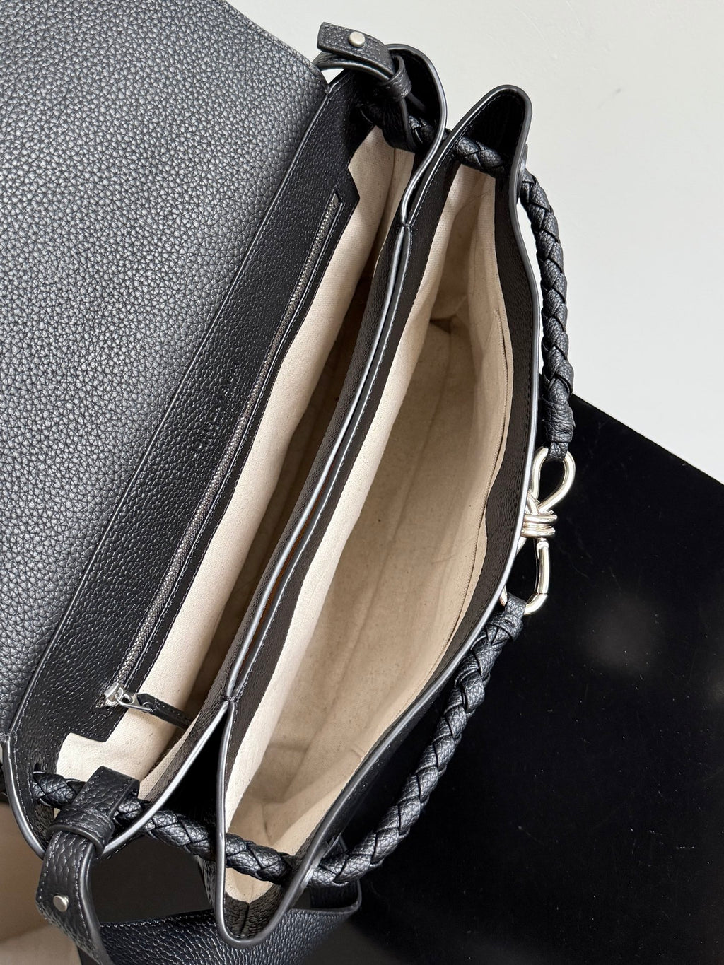 Bottega Veneta 807715 Black & Silver Designer Handbag - detail image 9
