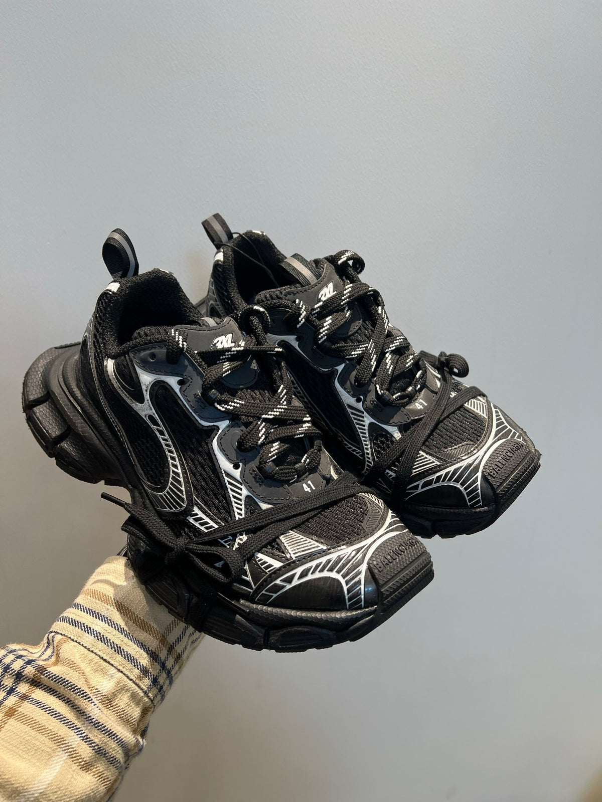Balenciaga Black & White Designer Shoes EU 35-46 Edition 4 - detail image 8