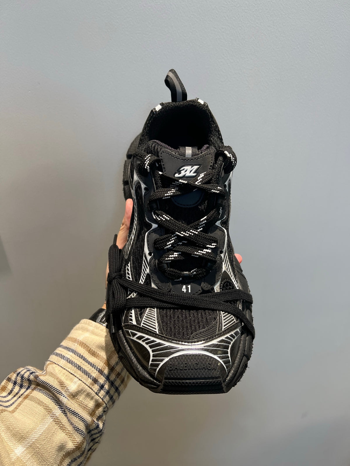 Balenciaga Black & White Designer Shoes EU 35-46 Edition 4 - detail image 3