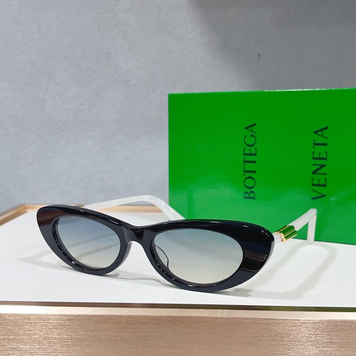Bottega Veneta BV1447S Green Designer Sunglasses 51-18-145 mm Edition 2 - detail image 4