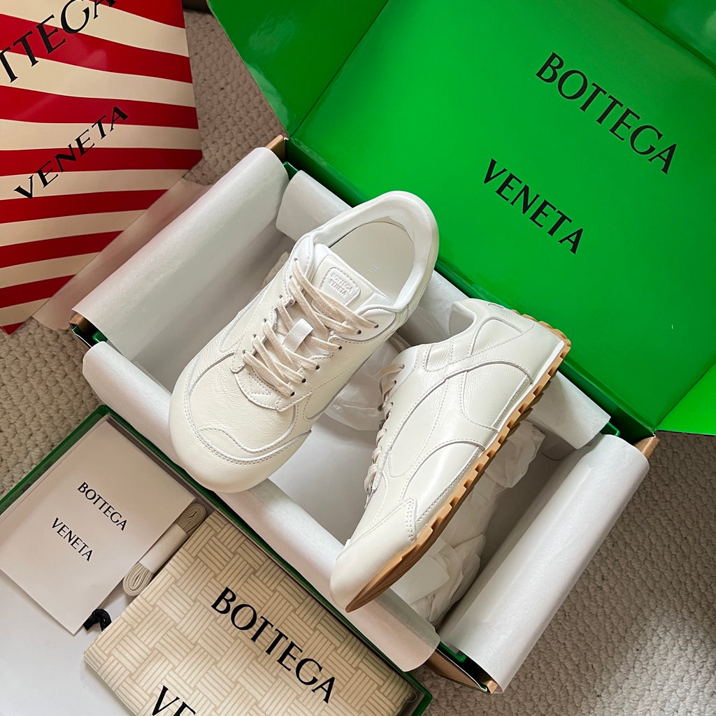Bottega Veneta Silver Sneakers EU 35-45 - detail image 3
