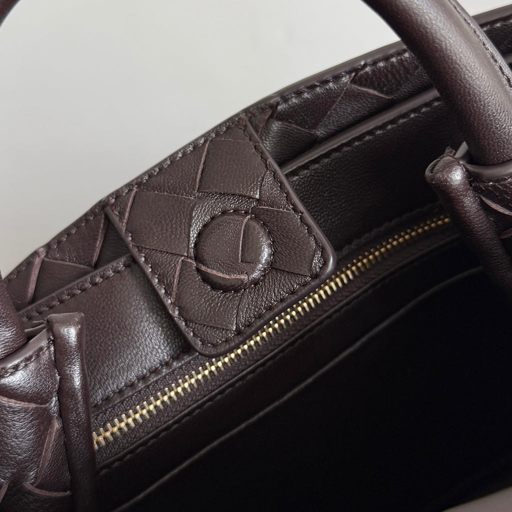 Bottega Veneta 874957 Black Mini Bag - detail image 8