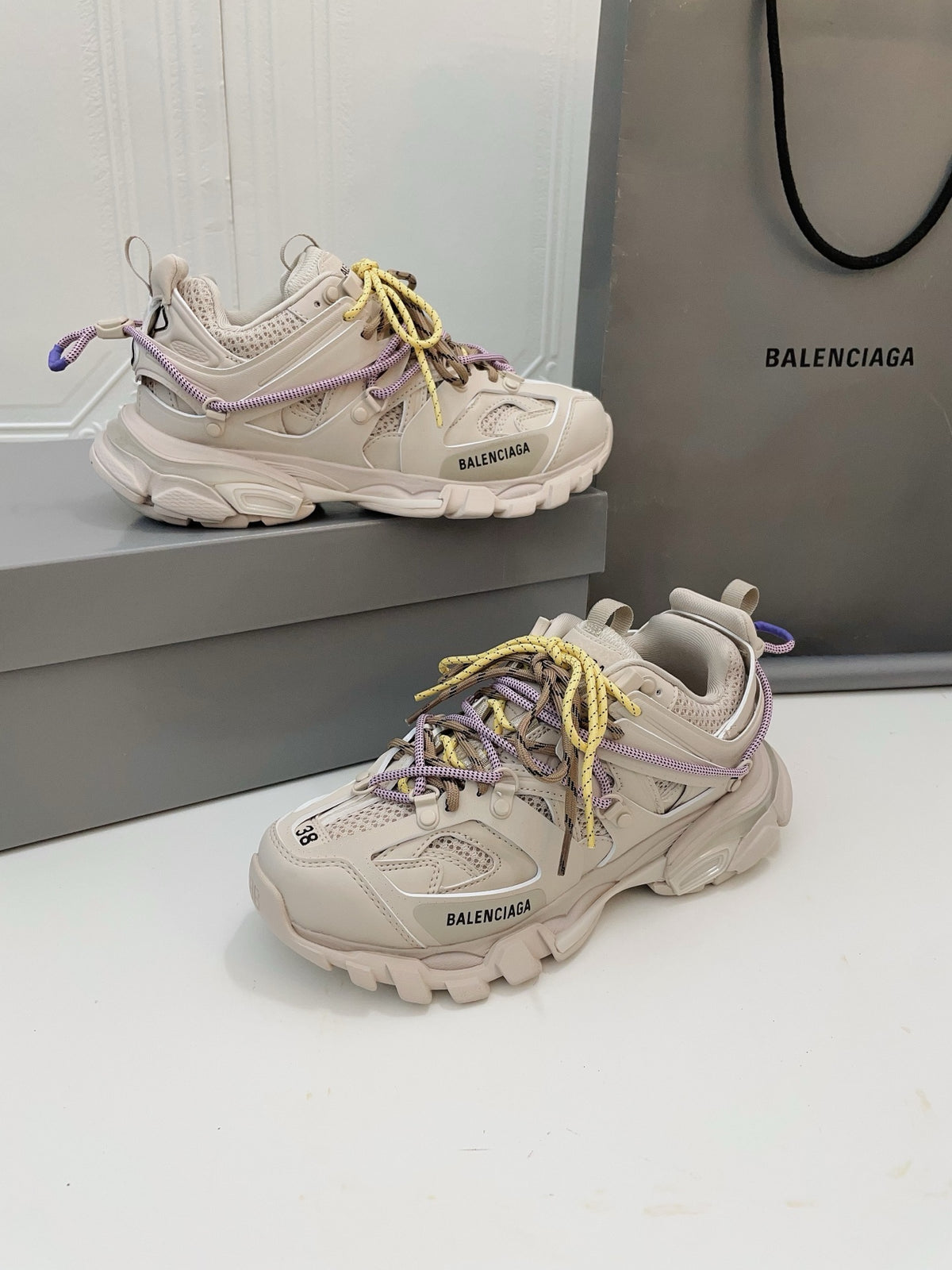 Balenciaga Gray Designer Shoes EU 35-46 Edition 5 - detail image 2