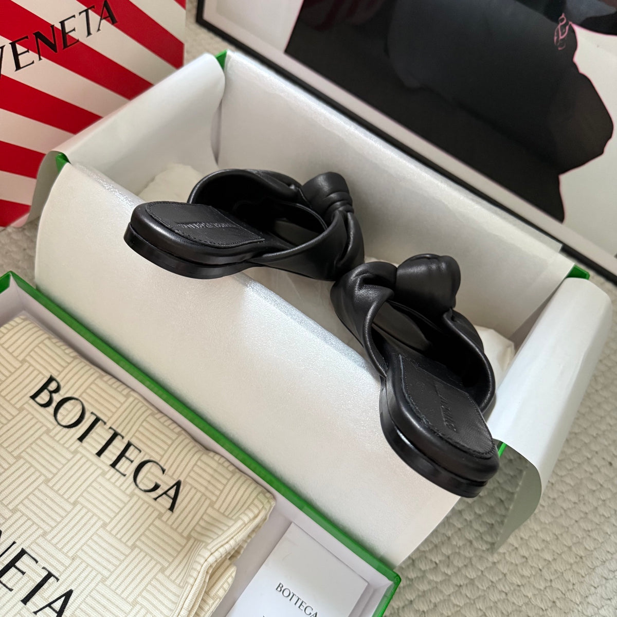 Bottega Veneta Black Slides EU 35-42 Edition 4 - detail image 7
