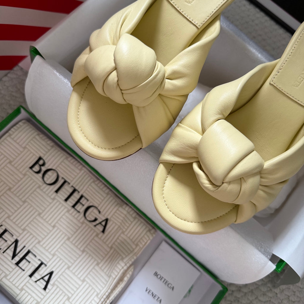 Bottega Veneta Gold Designer Shoes EU 35-42 - detail image 3