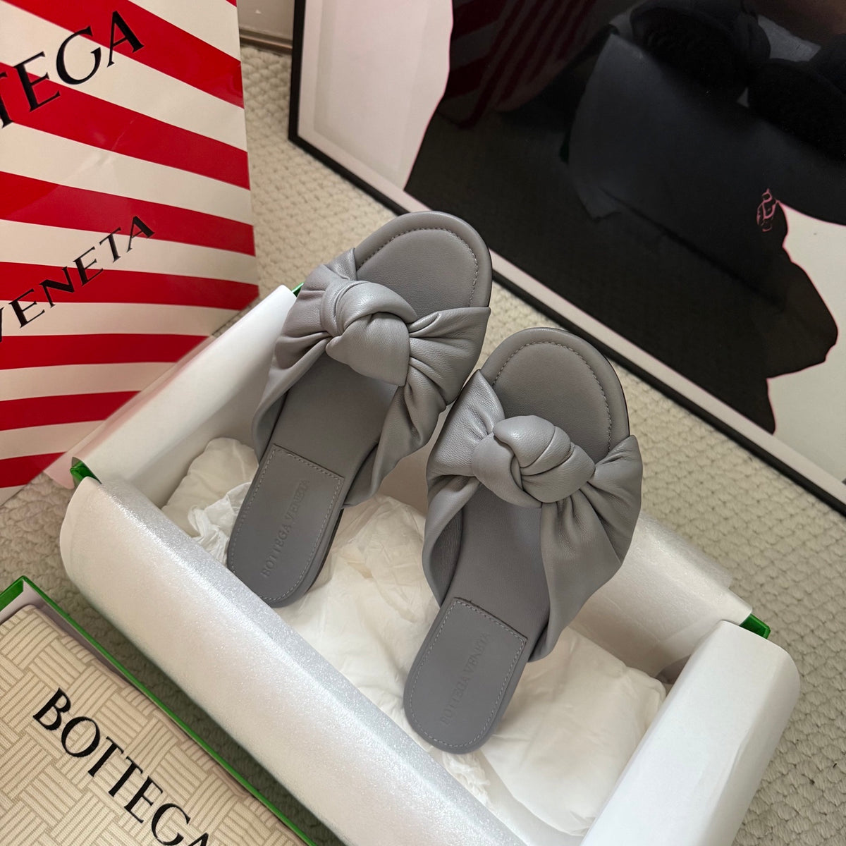 Bottega Veneta Black Slides EU 35-42 Edition 2 - detail image 8