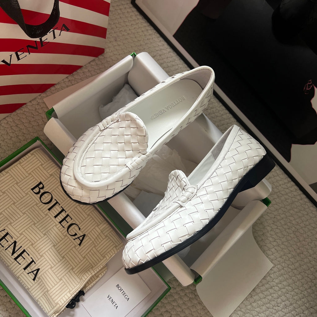 Bottega Veneta Black Loafers EU 35-45 - detail image 2