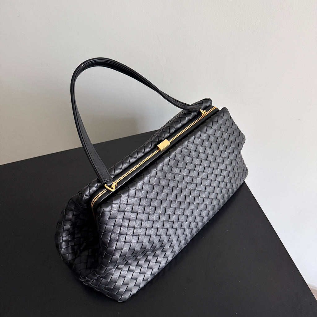 Bottega Veneta 868128 Black Designer Handbag - detail image 4