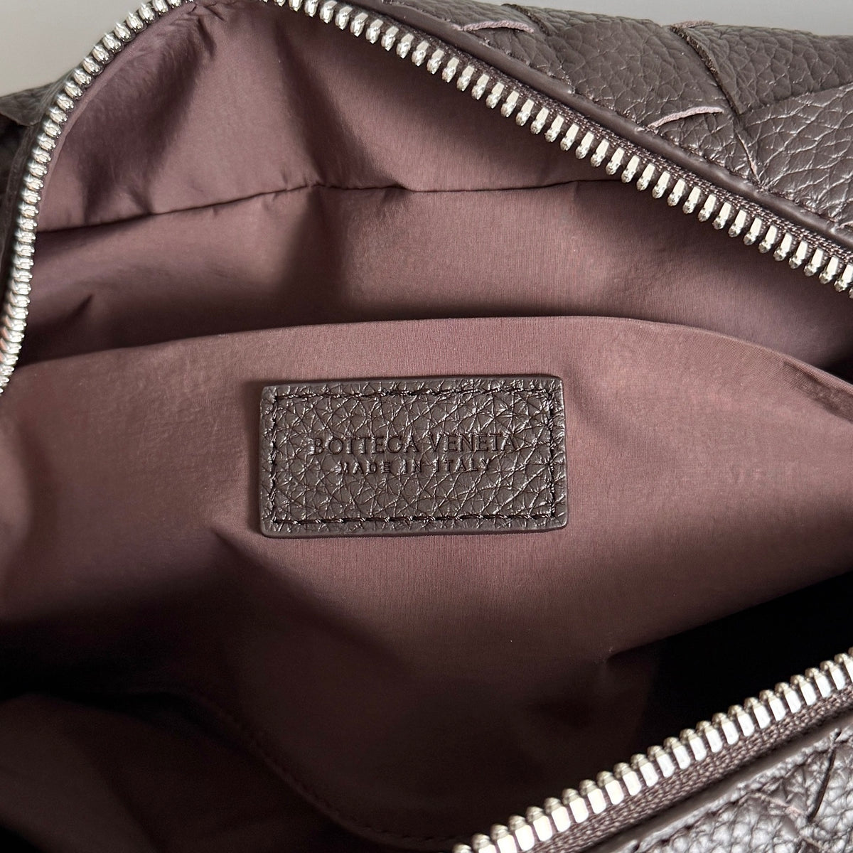 Bottega Veneta 729295 Black Designer Handbag - detail image 8