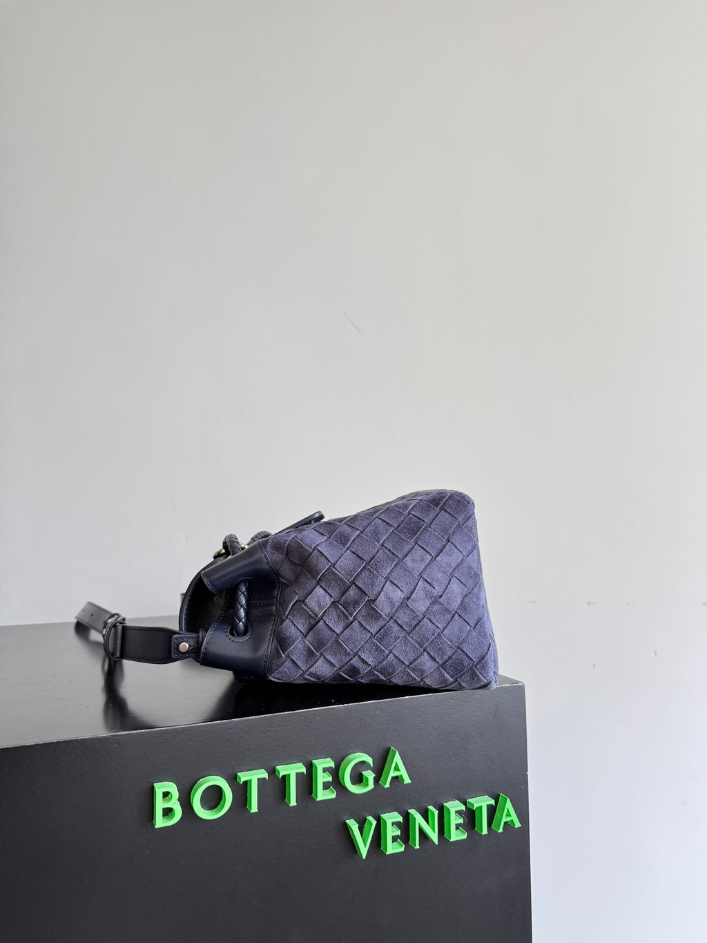 Bottega Veneta 815781 Silver Designer Handbag - detail image 3