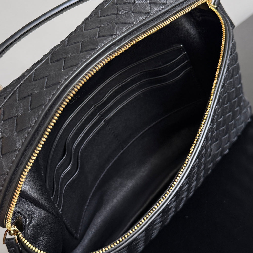 Bottega Veneta 843819 Black Designer Handbag Edition 2 - detail image 9
