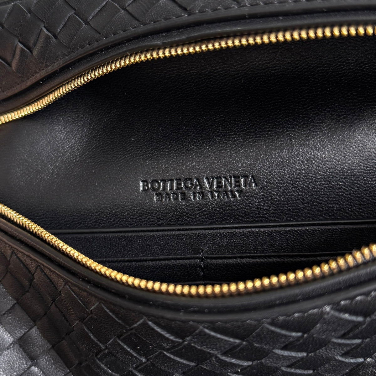 Bottega Veneta 843819 Black Designer Handbag Edition 2 - detail image 7
