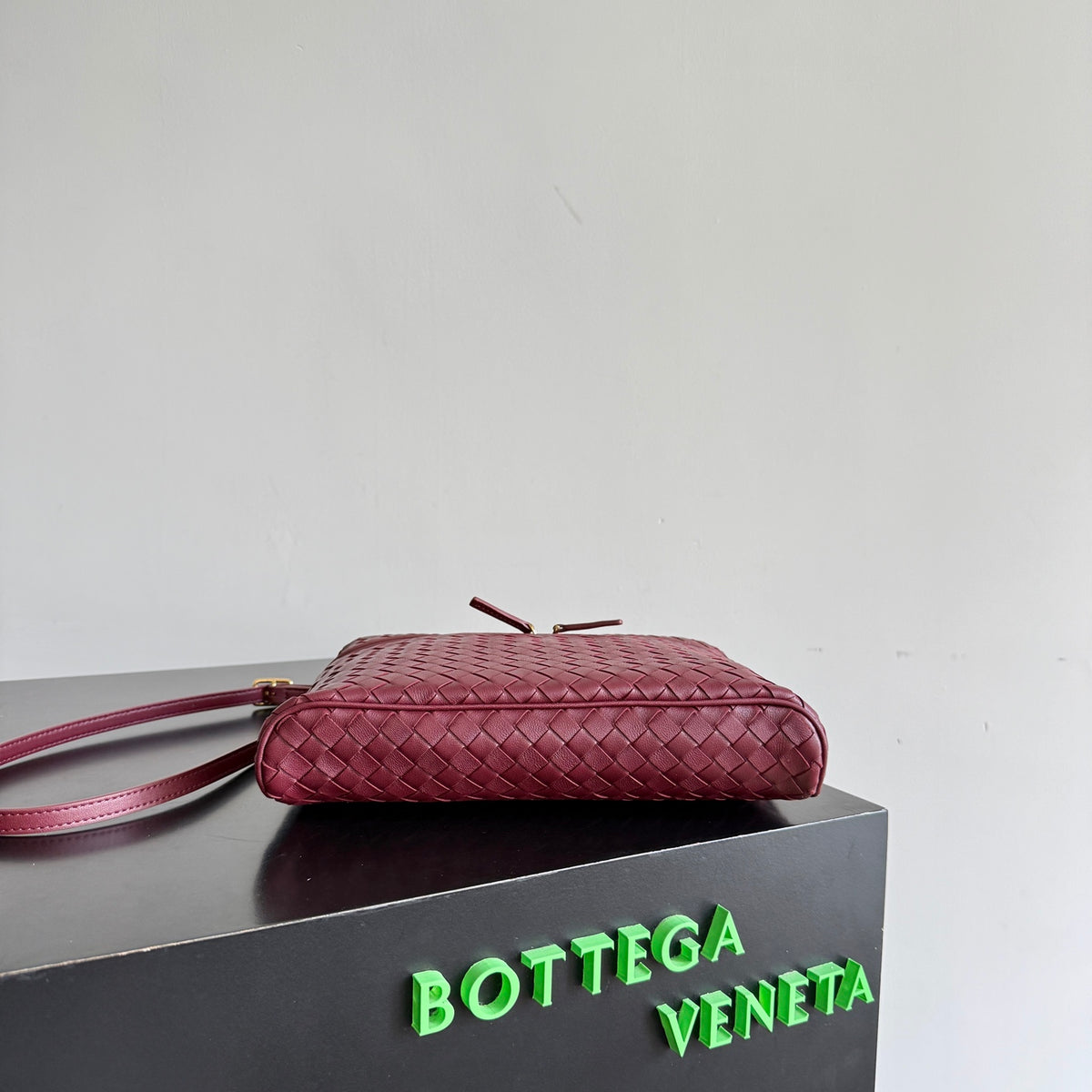 Bottega Veneta 843819 Red Designer Handbag - detail image 4