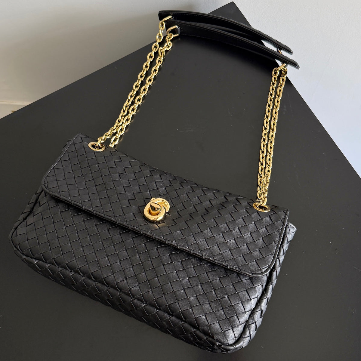 Bottega Veneta 876648 Black Chain Bag Edition 2 - detail image 6