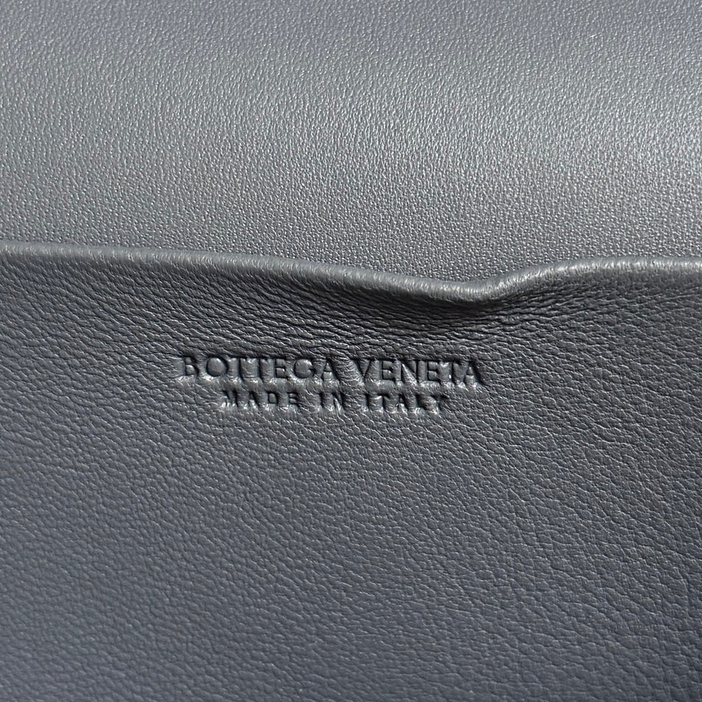 Bottega Veneta 789109 Black Designer Handbag - detail image 7