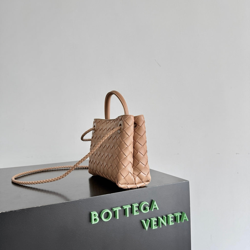 Bottega Veneta 874957 Silver Card Holder - detail image 2