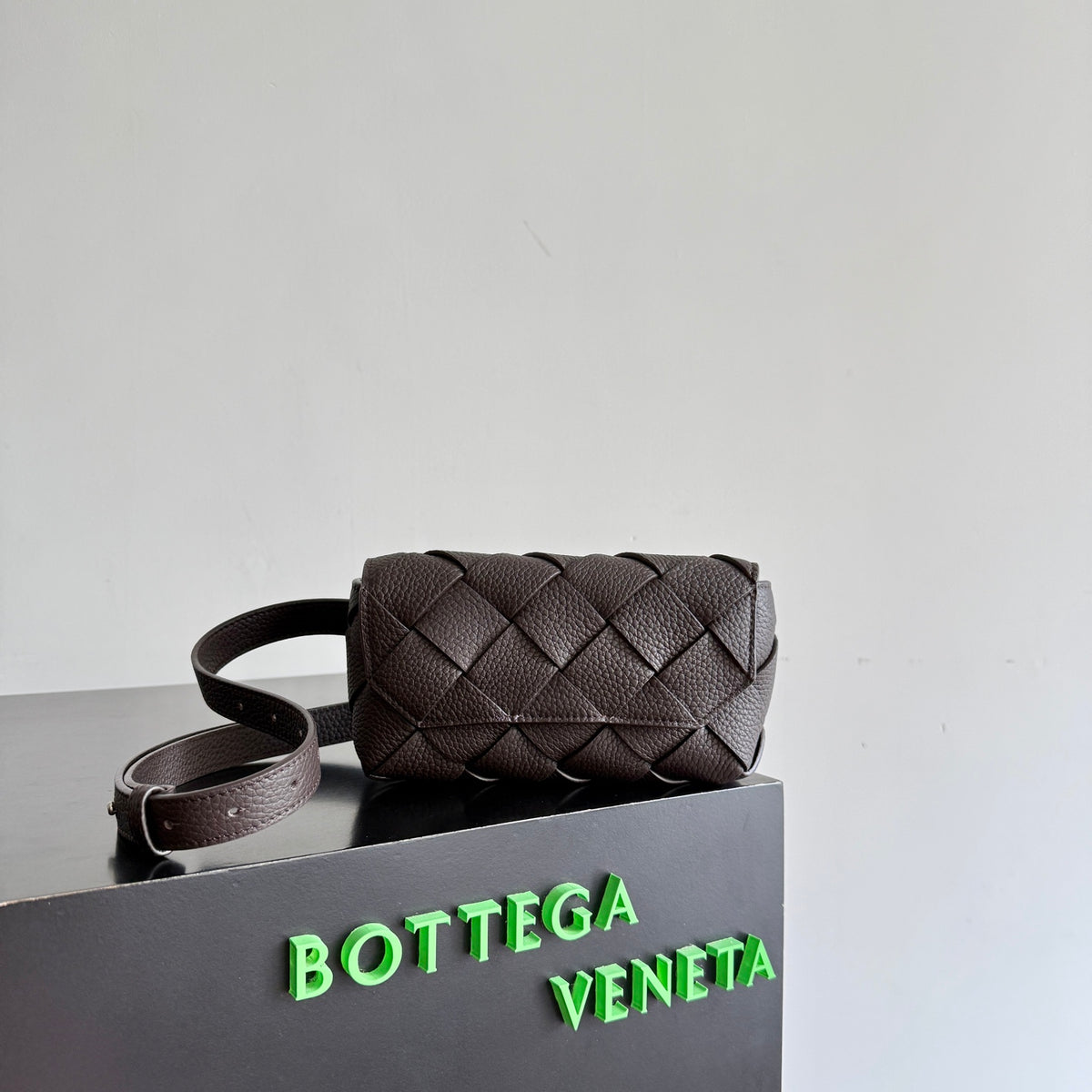 Bottega Veneta 805773 Black Clutch Bag