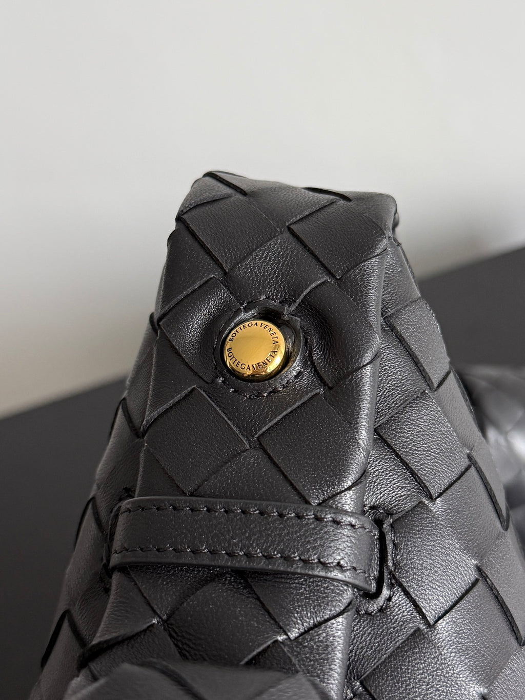 Bottega Veneta 856617 Black Hobo Bag - detail image 4