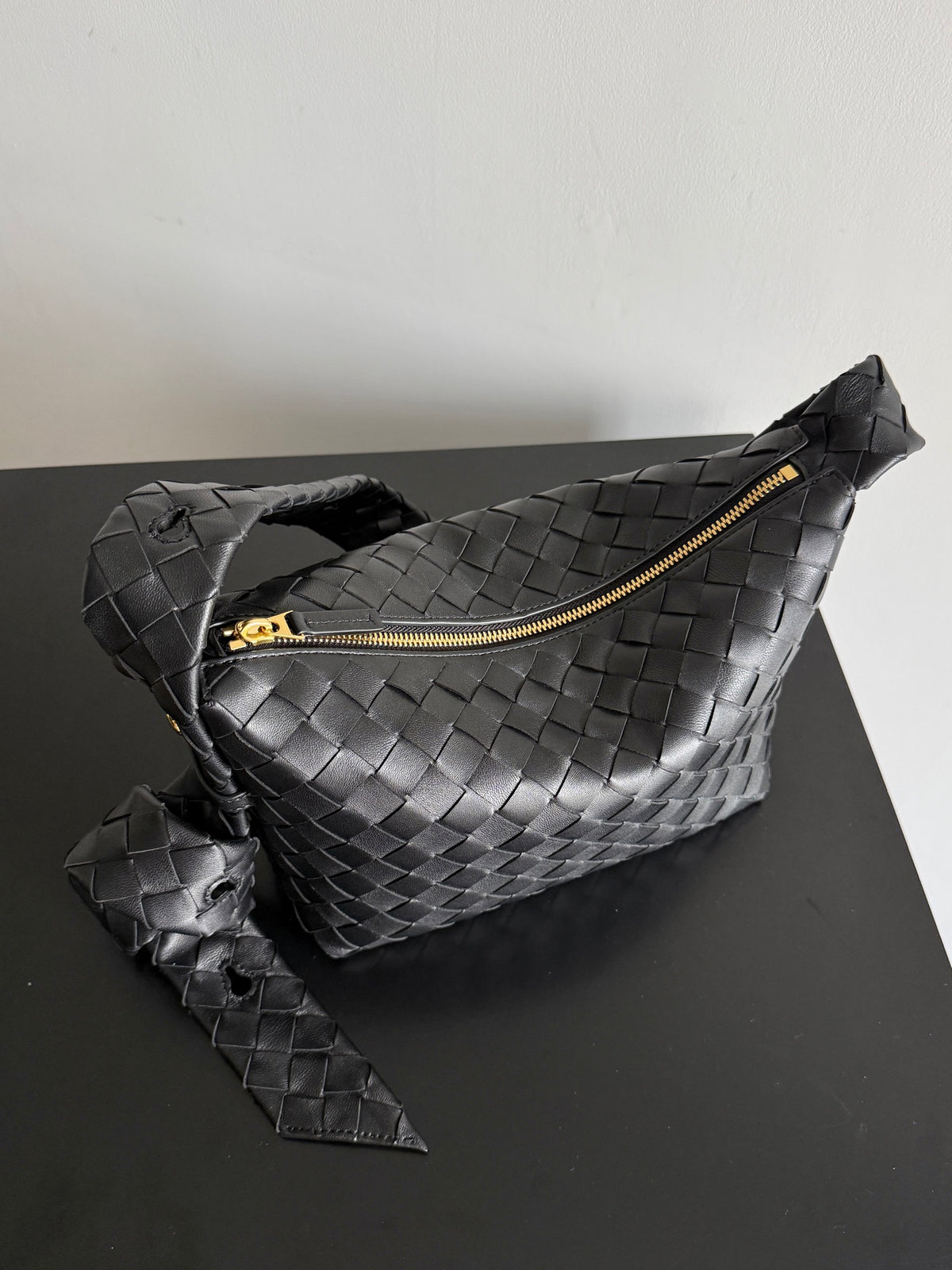 Bottega Veneta 856617 Black Hobo Bag - detail image 5