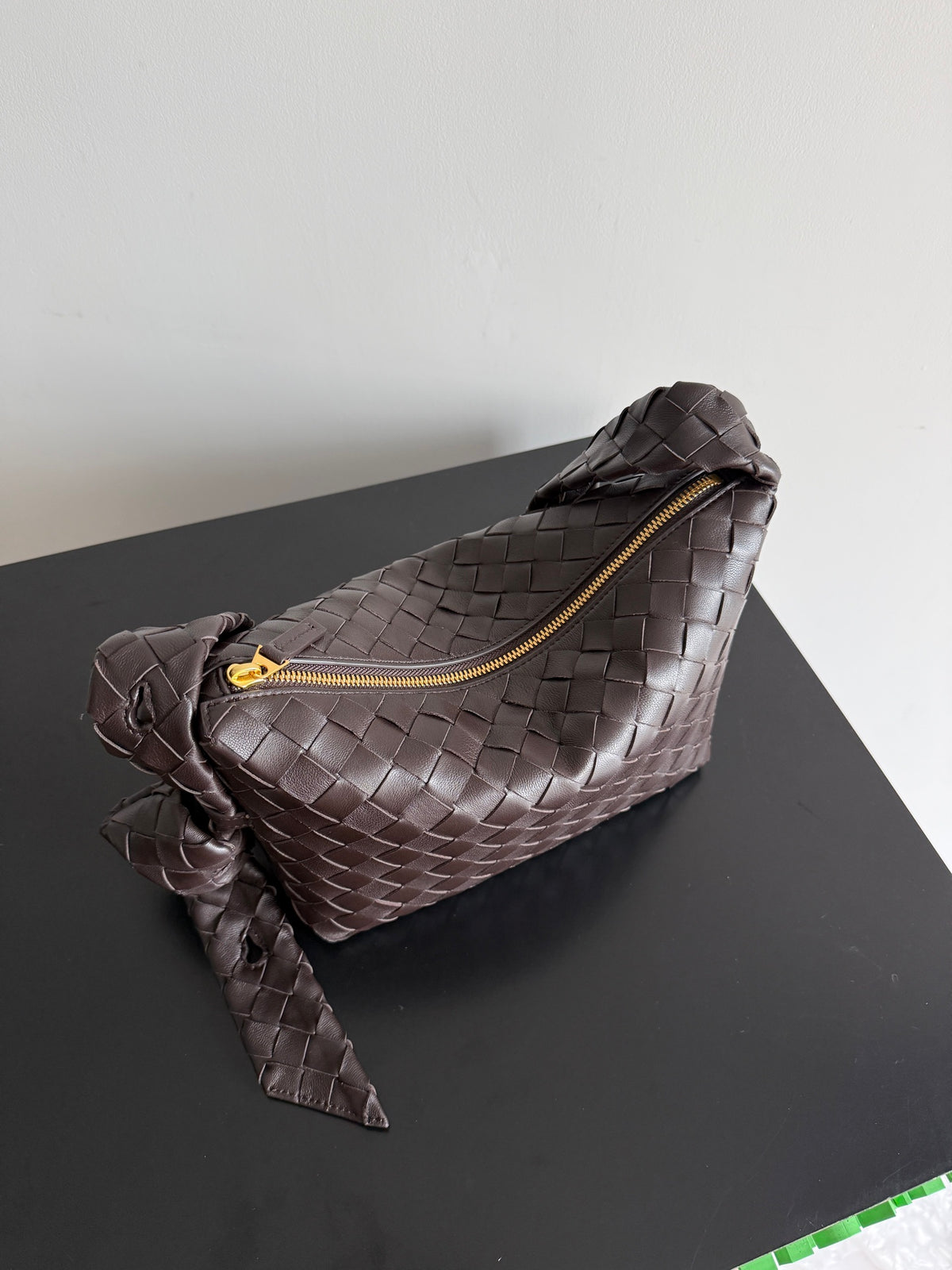 Bottega Veneta 856617 Black Hobo Bag Edition 2 - detail image 2