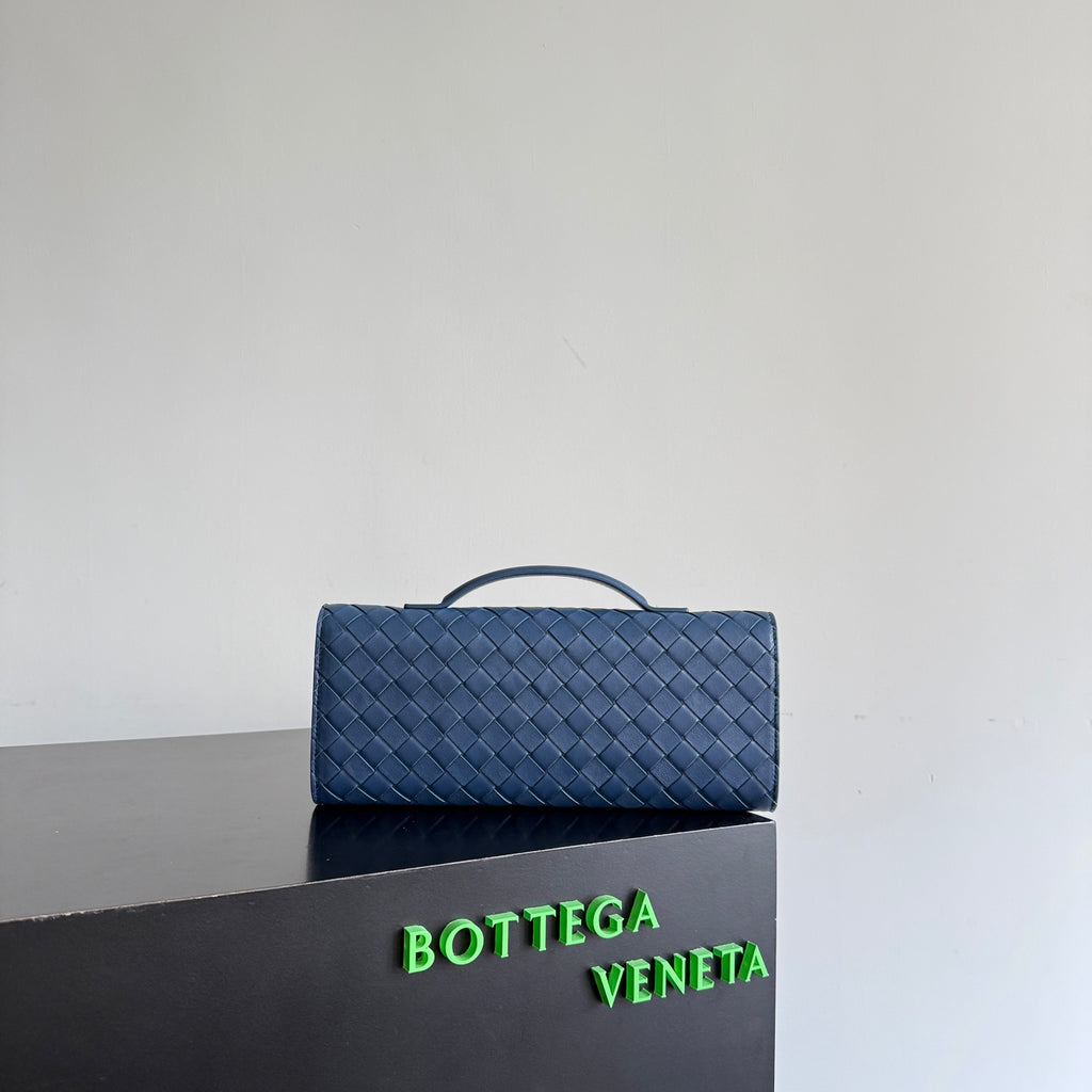 Bottega Veneta 741511 Silver Designer Wallet - detail image 2