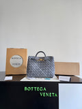 Bottega Veneta Black Designer Handbag Edition 69