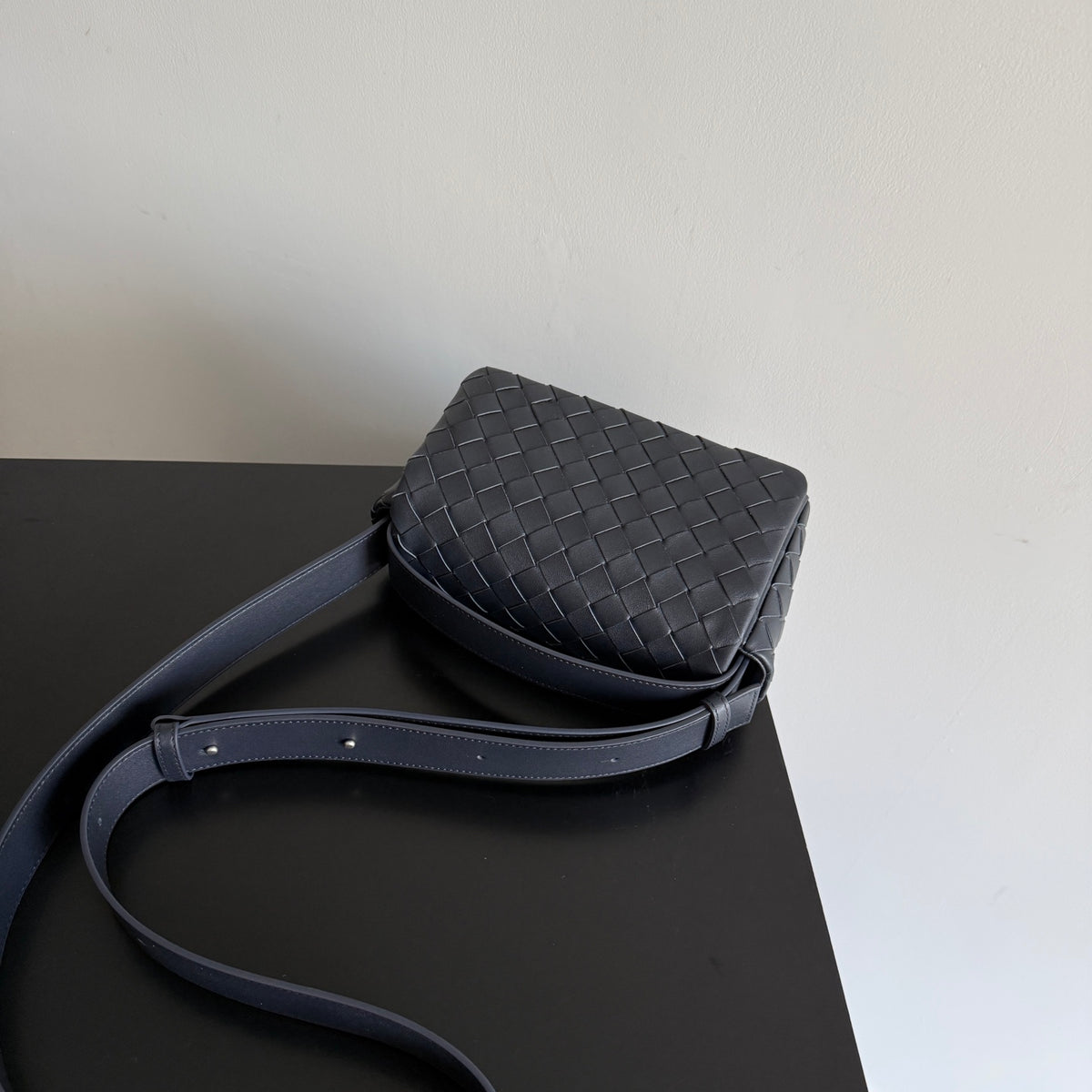 Bottega Veneta 857931 Black Designer Wallet - detail image 4
