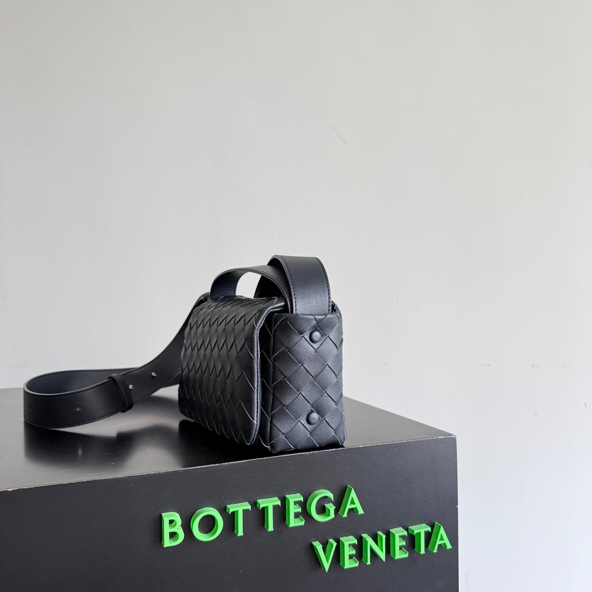 Bottega Veneta 857931 Black Designer Wallet - detail image 2