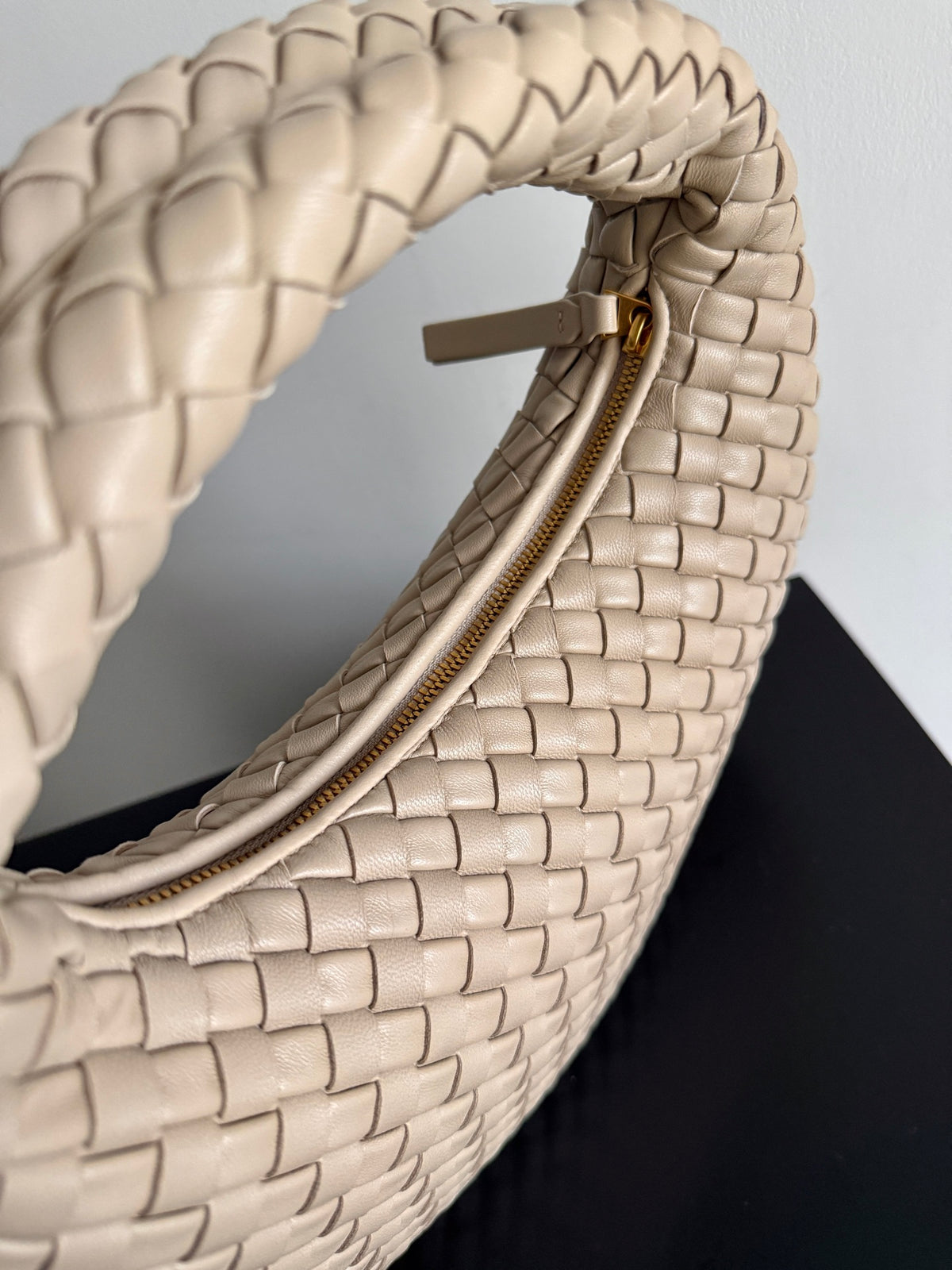 Bottega Veneta 856736 Black Hobo Bag - detail image 5