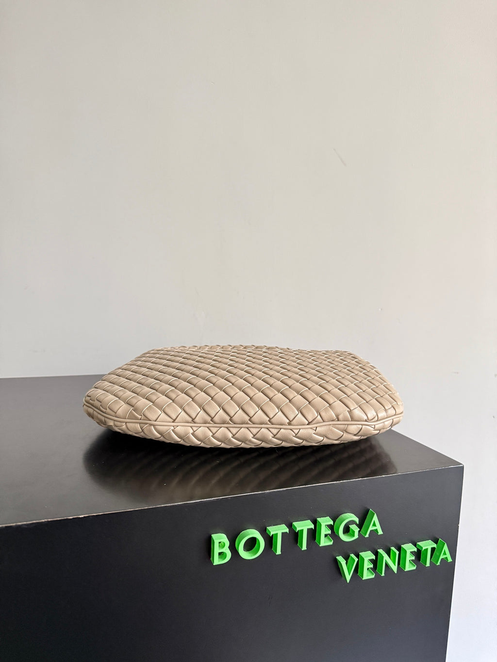 Bottega Veneta 856736 Black Hobo Bag - detail image 3