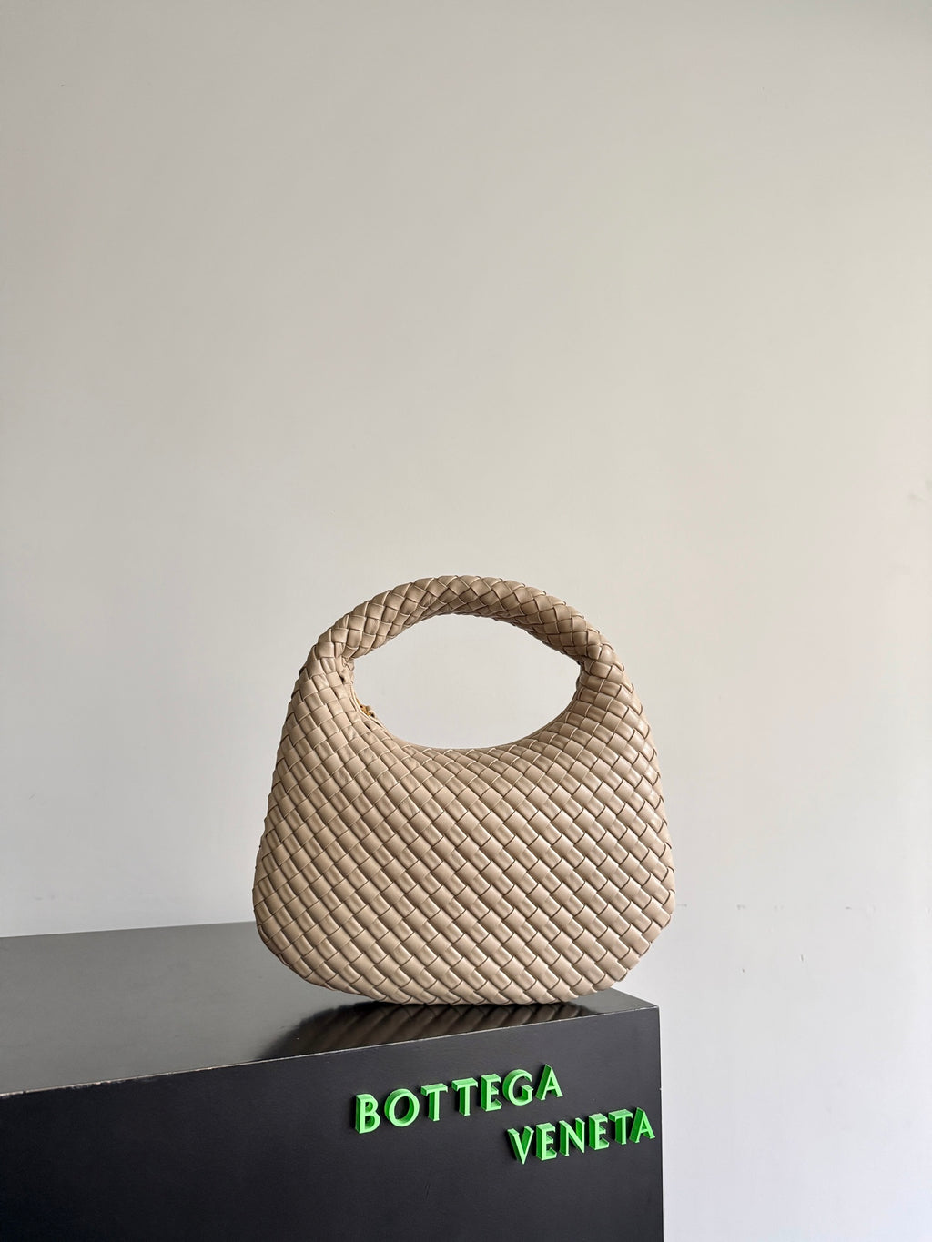 Bottega Veneta 856736 Black Hobo Bag