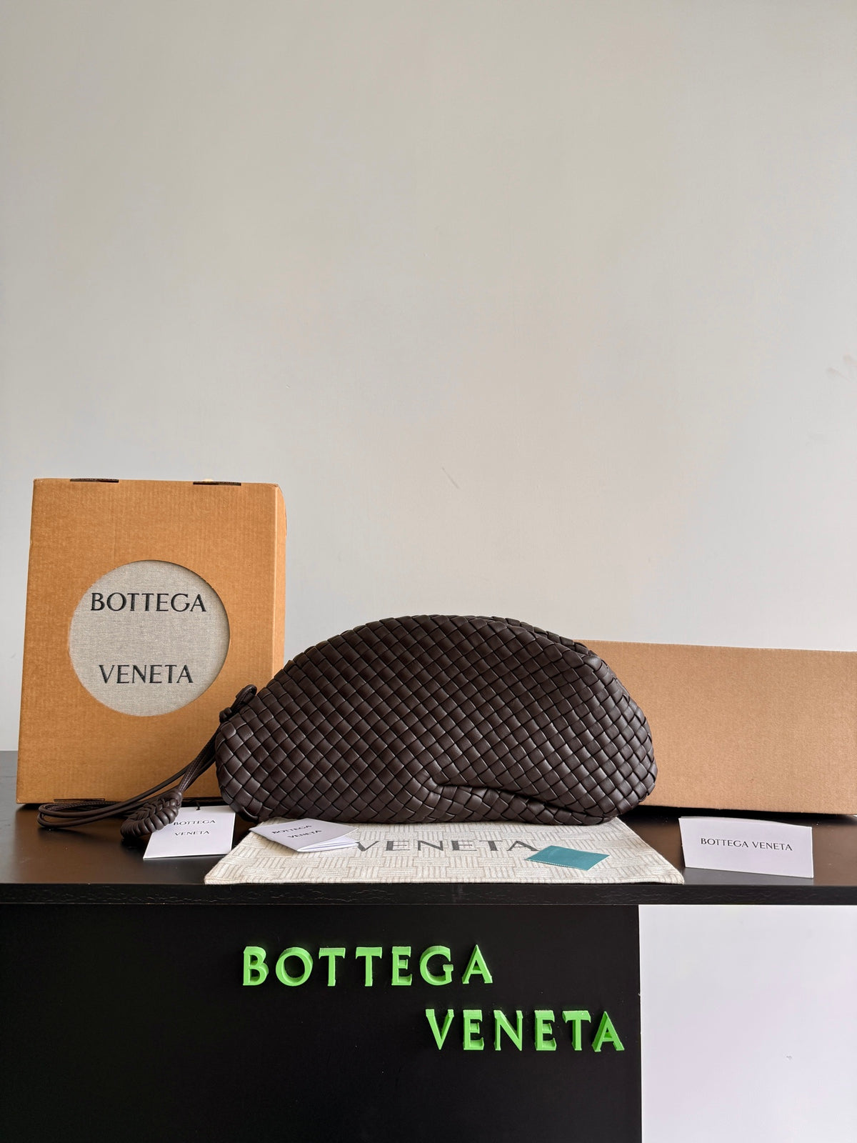 Bottega Veneta Brown Designer Handbag Edition 9
