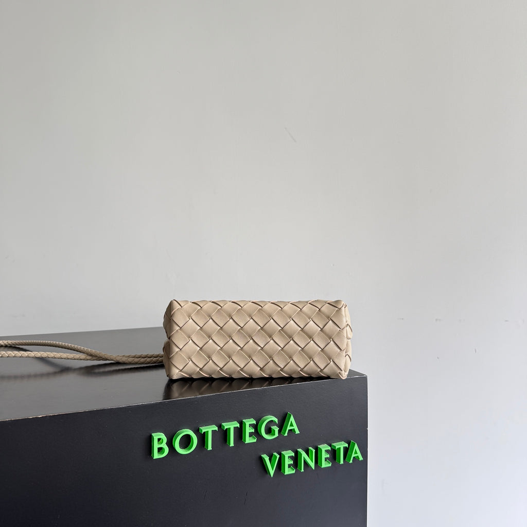 Bottega Veneta 874957 Black Card Holder Edition 2 - detail image 4