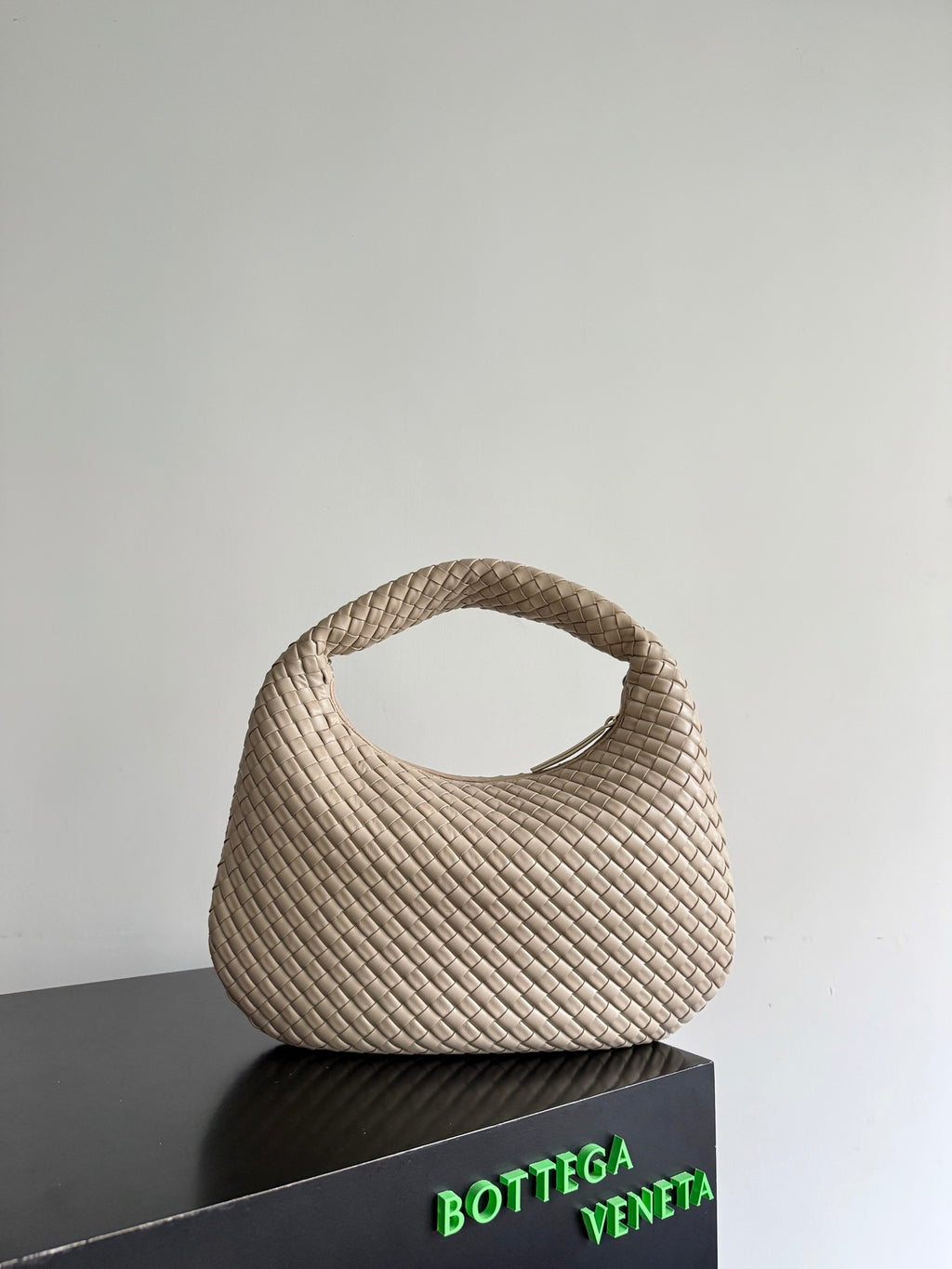 Bottega Veneta 856737 Black Hobo Bag
