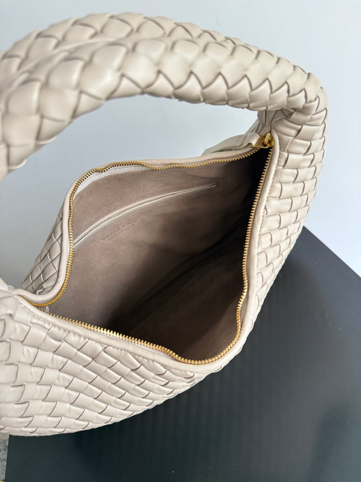 Bottega Veneta 856737 Black Hobo Bag - detail image 9