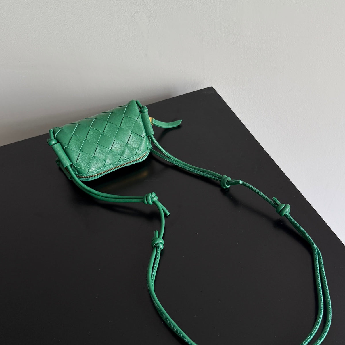 Bottega Veneta 855179 Black & Green Mini Bag - detail image 6