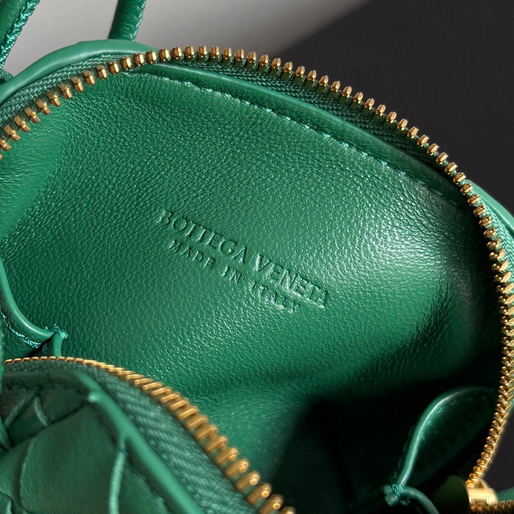 Bottega Veneta 855179 Black & Green Mini Bag - detail image 9