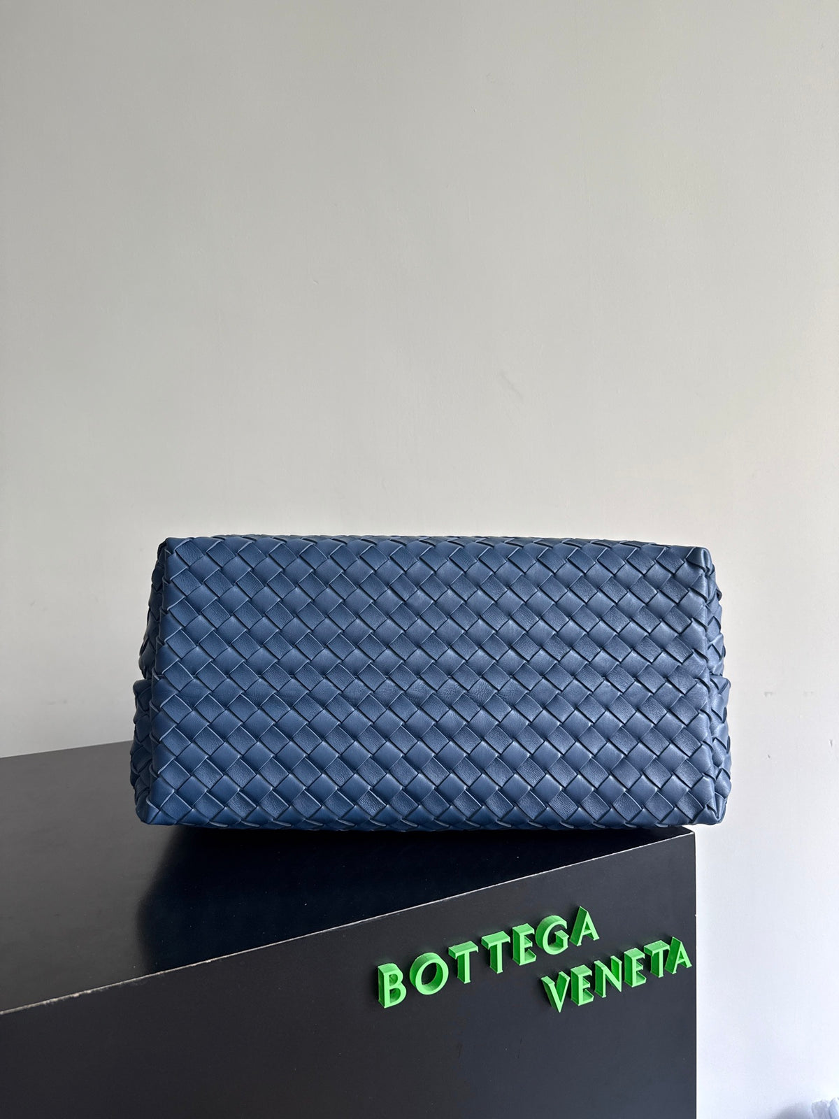 Bottega Veneta 743575 Blue Designer Handbag - detail image 5