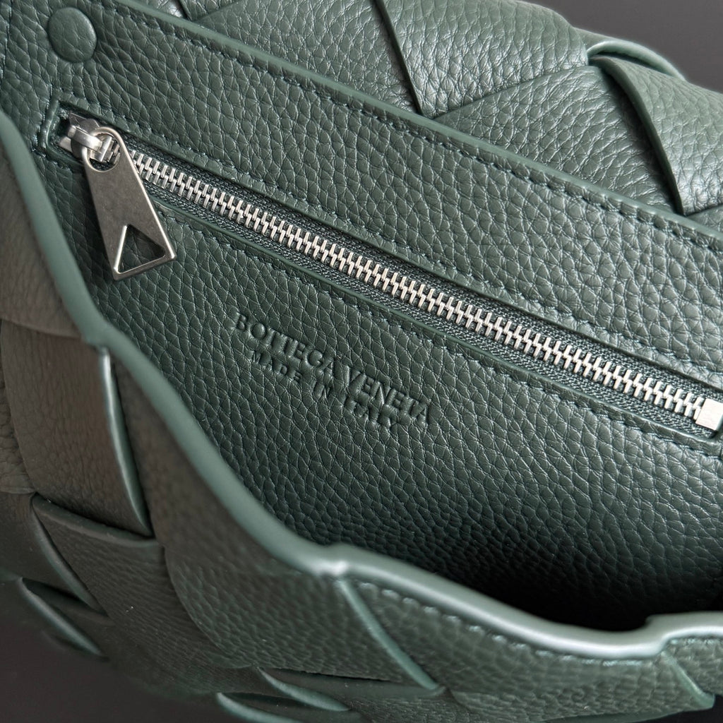Bottega Veneta 795637 Black Designer Handbag - detail image 6