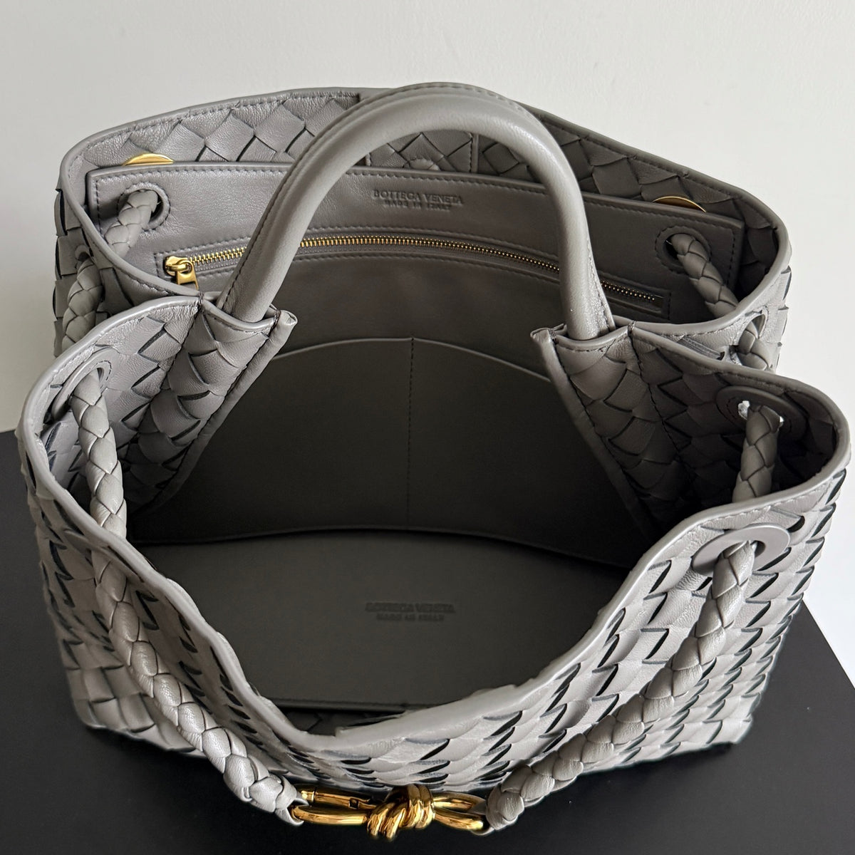 Bottega Veneta 743572 White Designer Handbag - detail image 9