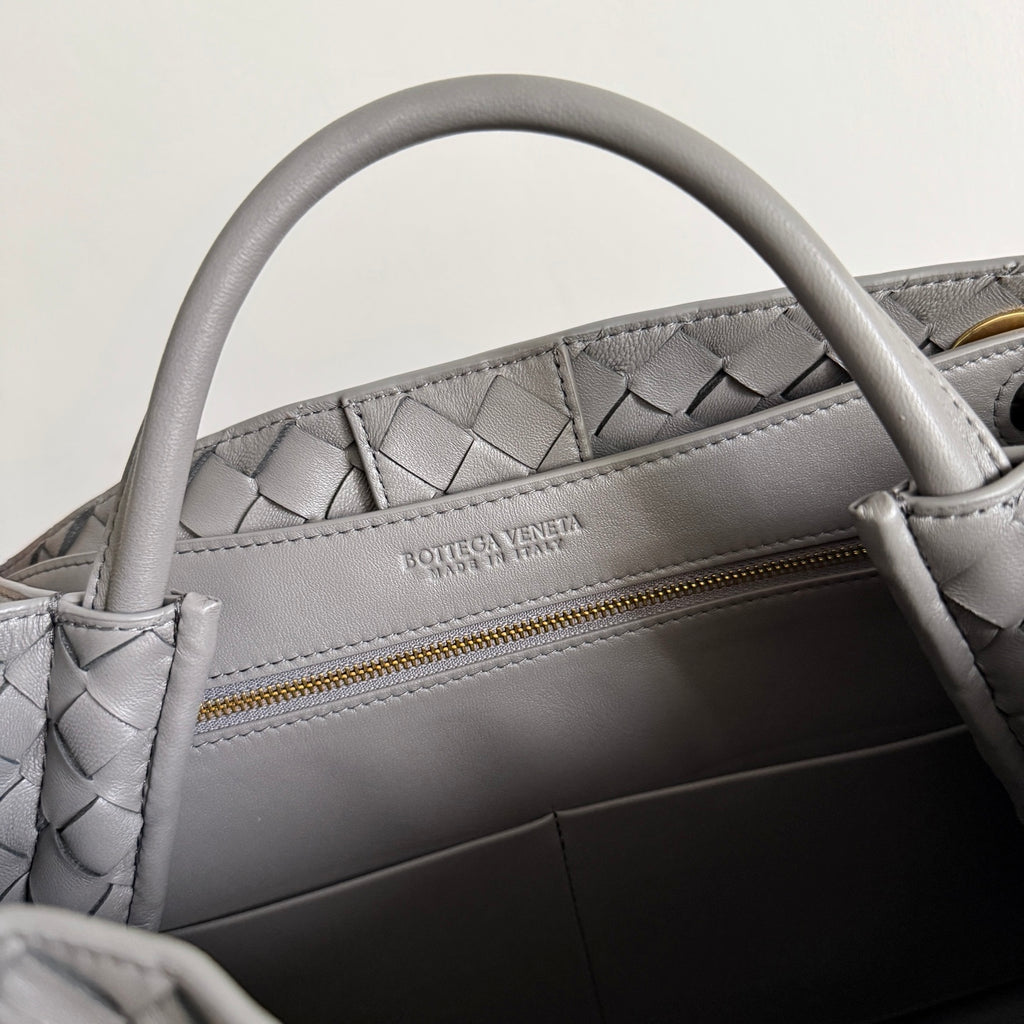 Bottega Veneta 743572 White Designer Handbag - detail image 7