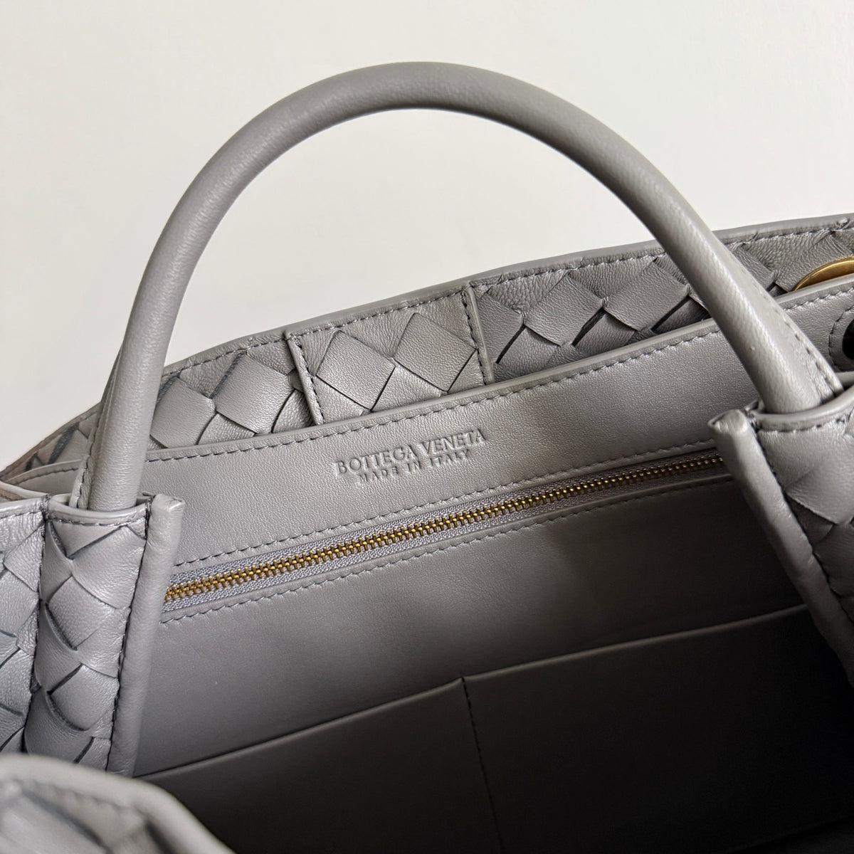 Bottega Veneta 743572 White Designer Handbag - detail image 7