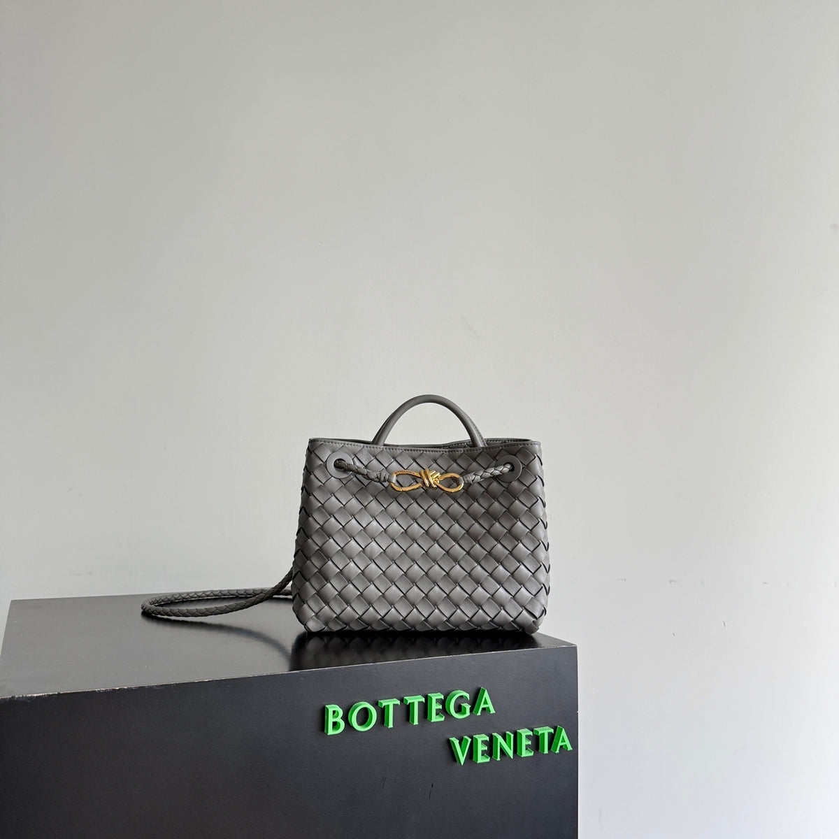 Bottega Veneta 743568 Black Designer Handbag