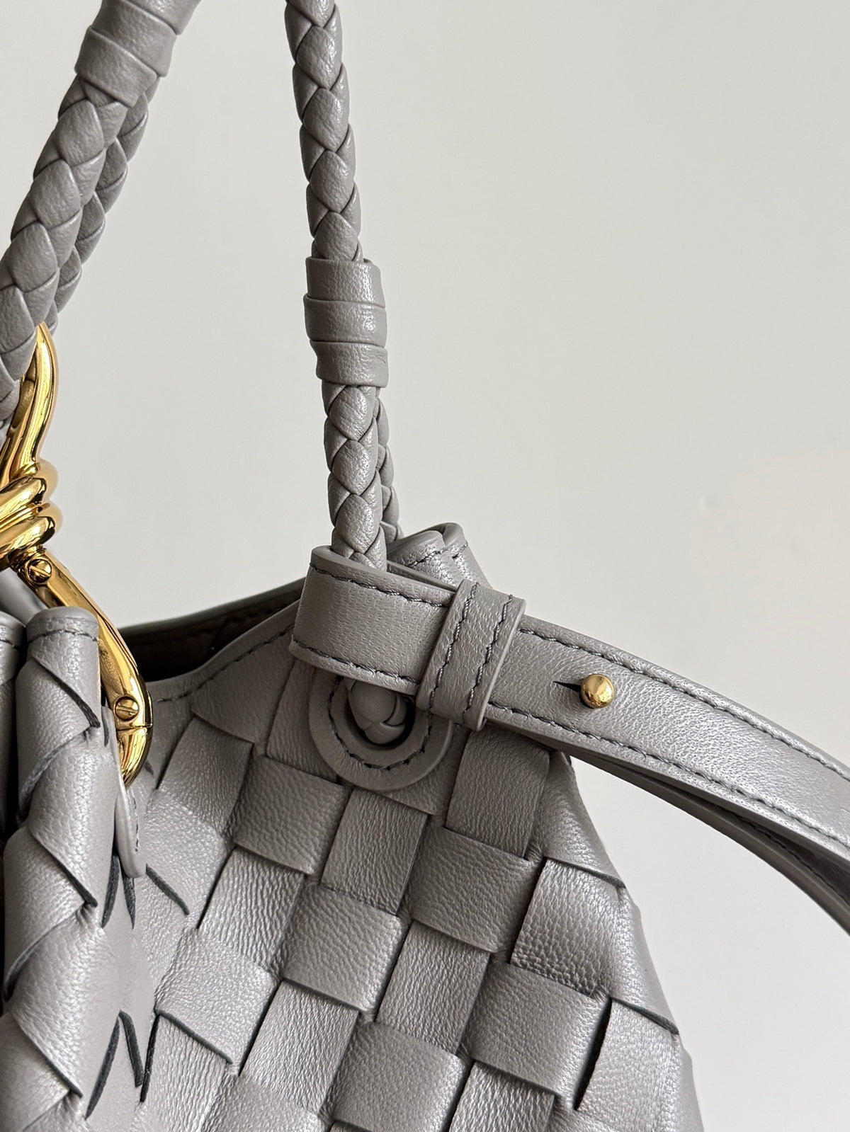 Bottega Veneta 835921 Black Designer Handbag - detail image 3