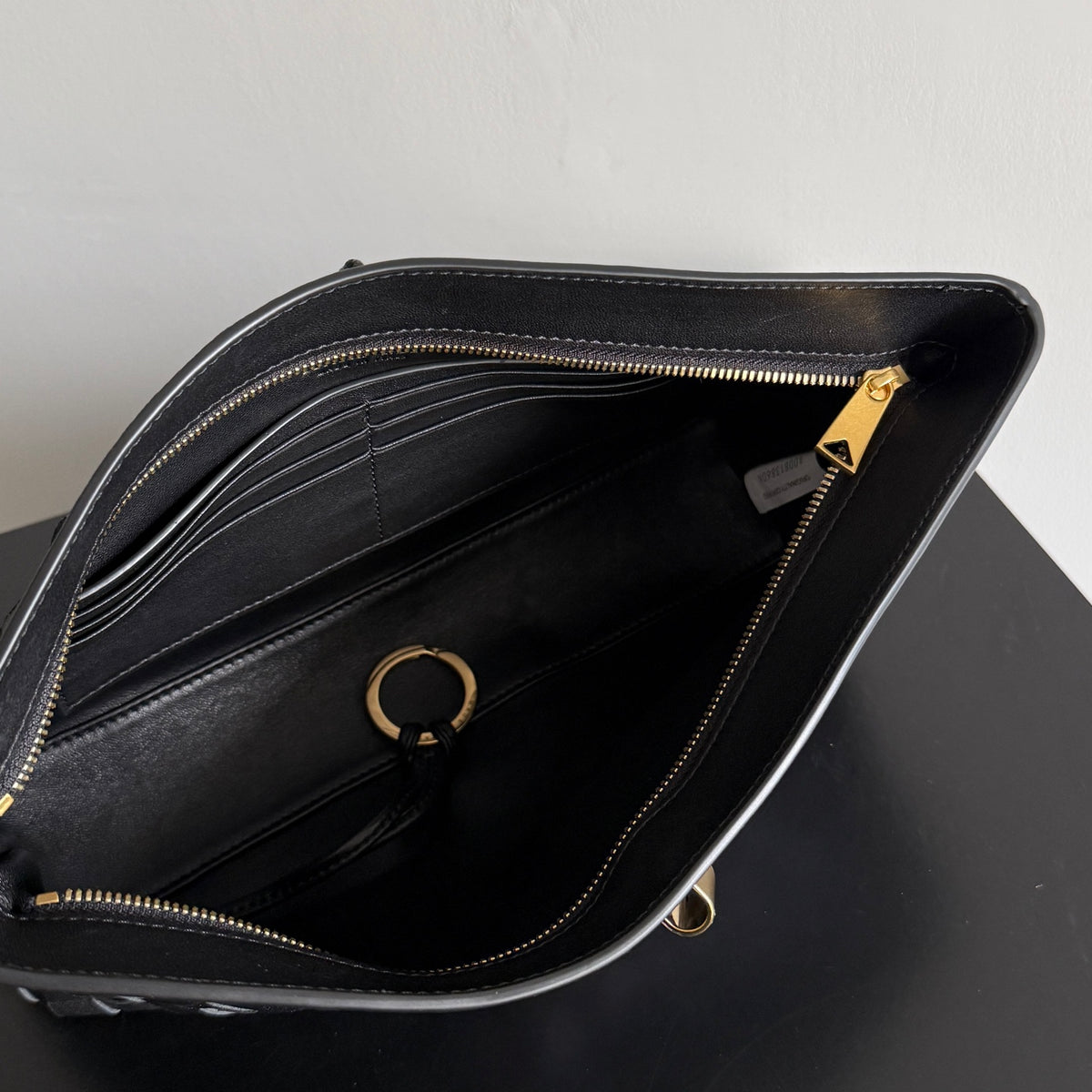 Bottega Veneta 876344 Black Pouch Bag - detail image 7