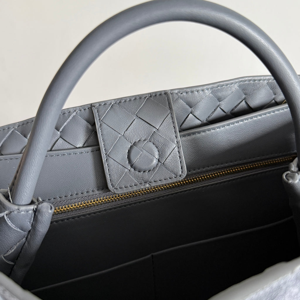 Bottega Veneta 743572 White Designer Handbag Edition 2 - detail image 8