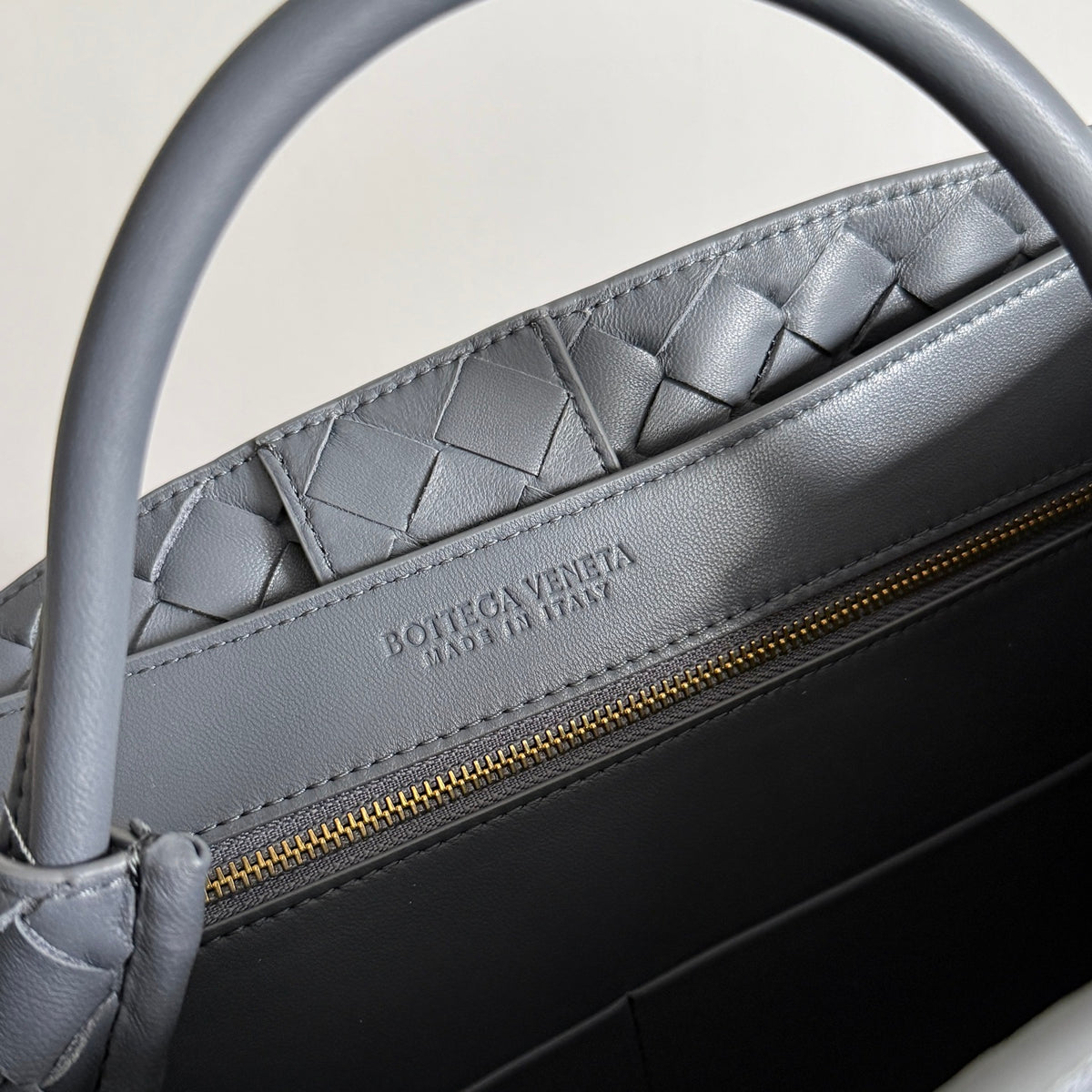 Bottega Veneta 743572 White Designer Handbag Edition 2 - detail image 7