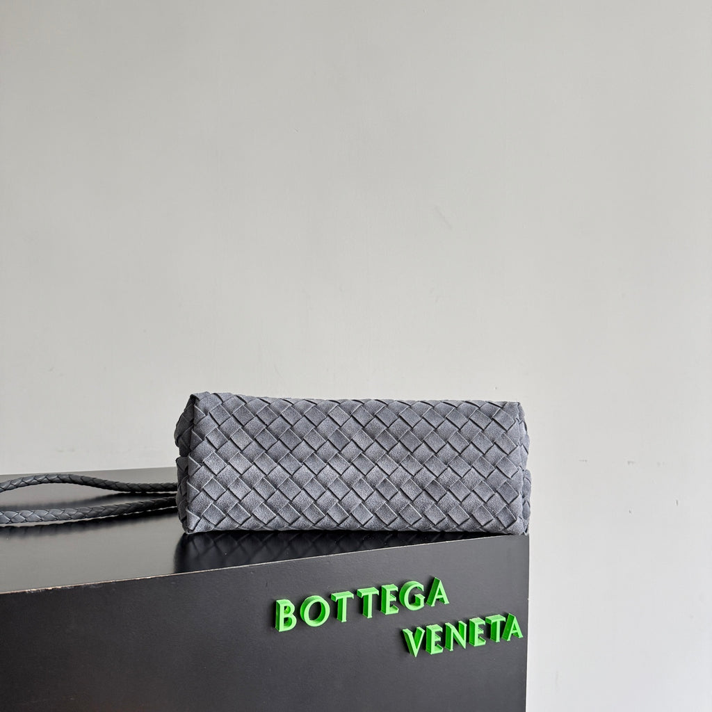 Bottega Veneta 743572 White Designer Handbag Edition 2 - detail image 5