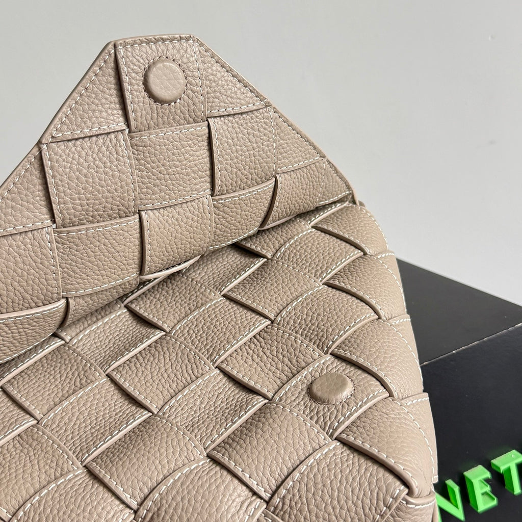 Bottega Veneta 815796 Gray Designer Handbag - detail image 5